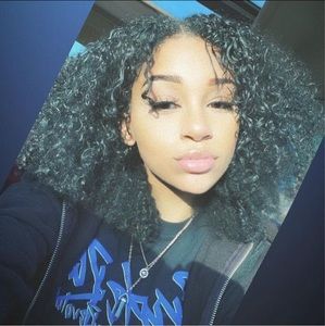 Meet your Posher, Kalee